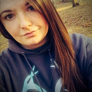 Meet your Posher, Kaitlynn